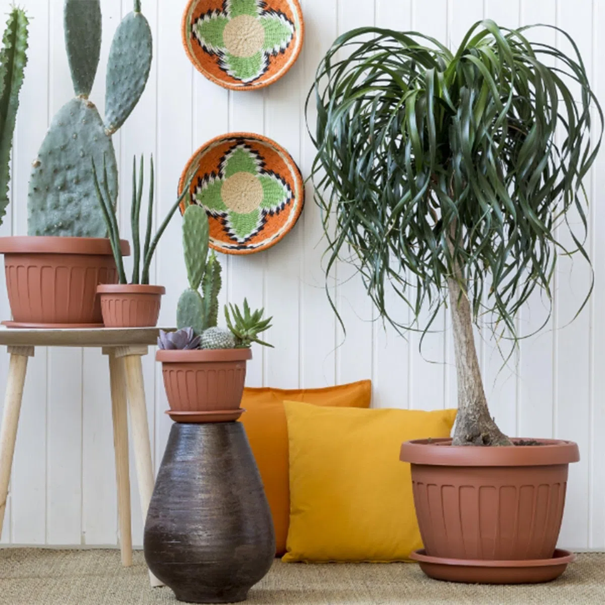 bama Vaso Terra Tondo 70 cm per Fiori Piante con Sottovaso 122 Litri Plastica Color Terracotta, con Fori di Drenaggio, Resistente agli UV, Made in Italy