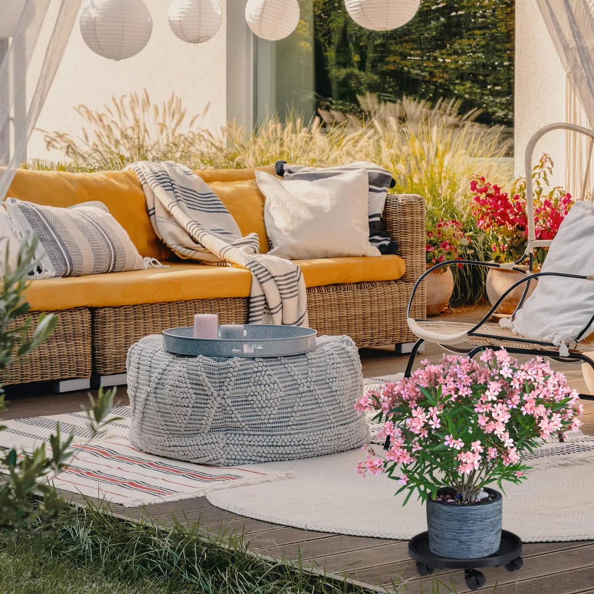 Relaxdays Portavasi con Ruote, Set Doppio, Ø 35,5cm, Carrelli Sottovasi con Rotelle, Plastica, Indoor & Outdoor, Nero