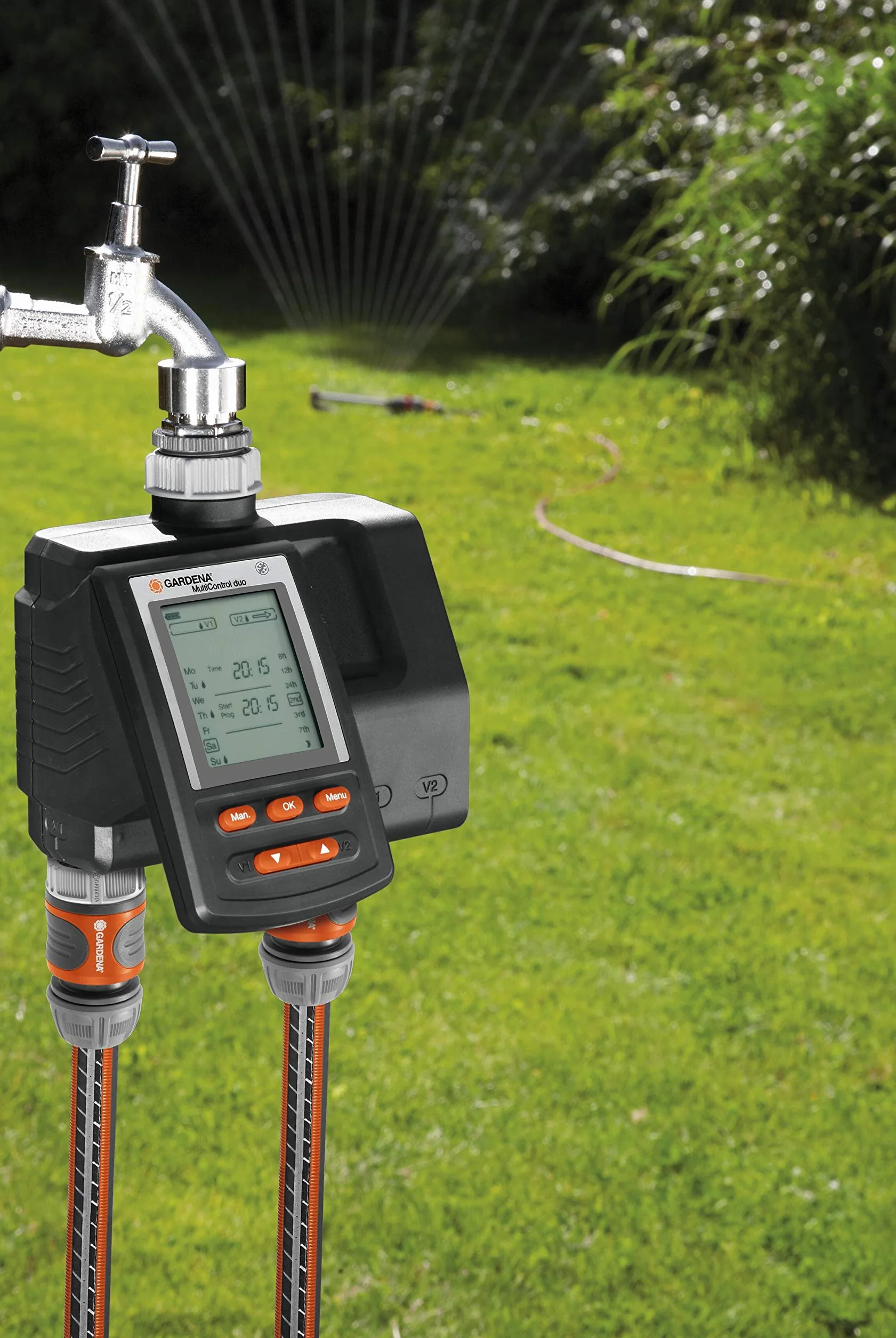 Gardena Programmatore per Irrigazione a Batteria Multicontrol: 2 Uscite Programmabili Singolarmente, per l'Irrigazione Automatica di Piante in Giardino, per Rubinetti da 26,5 mm e 33,3 mm (1874-20)