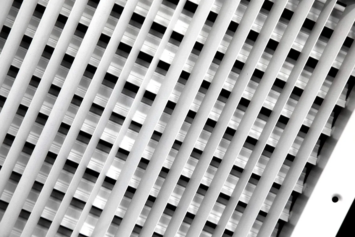 Diffusore d’aria regolabile 35,6 x 35,6 cm – HVAC condotto di ventilazione laterale o cieling – registratore griglia – alto flusso d’aria, bianco