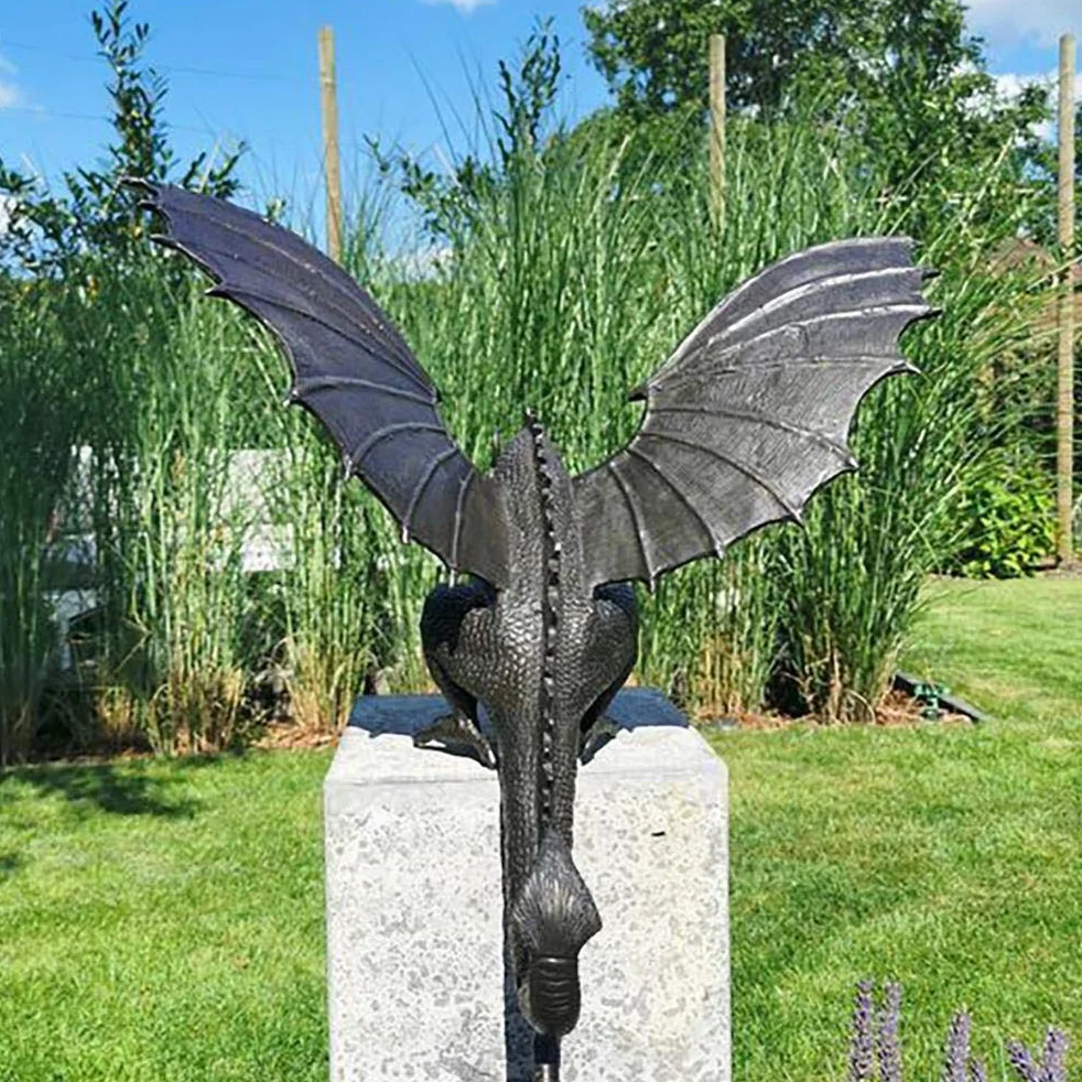 Statua del Drago da Giardino Fontana Ornamento del Drago Scultura in Resina con Acqua per la Decorazione del Giardino Domestico (A)