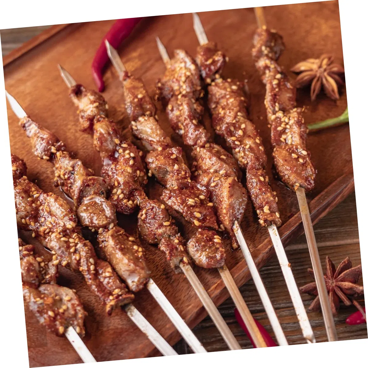 18 Spiedini in Acciaio Inox 40 Cm Manico in Legno per Barbecue da Campeggio, Accessori per Grigliare Carne, Pesce e Verdure, Set Pratico per Feste e Falò All'aperto