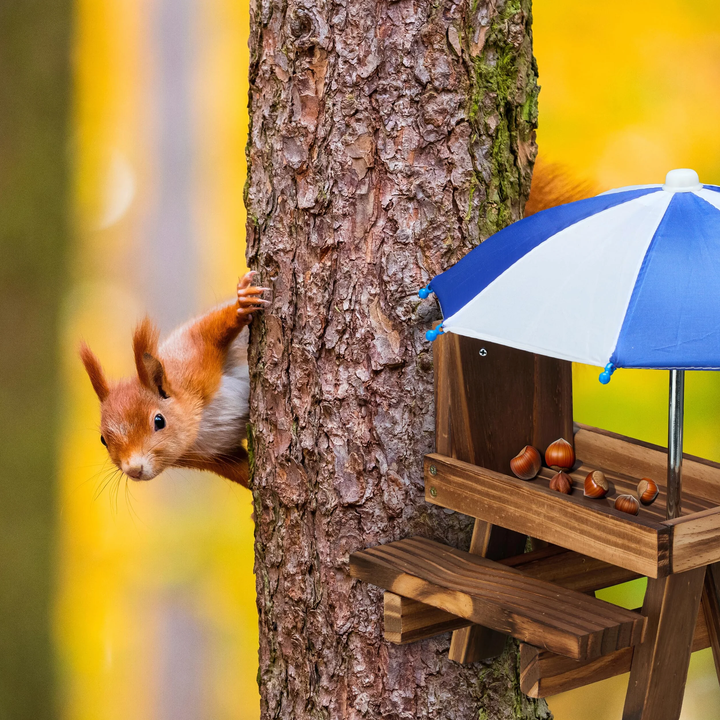 Relaxdays Tavolino Mangiatoia per Scoiattoli, Stazione Appesa con Ombrelloni, per Gli Alberi, in Legno, Marrone Scuro