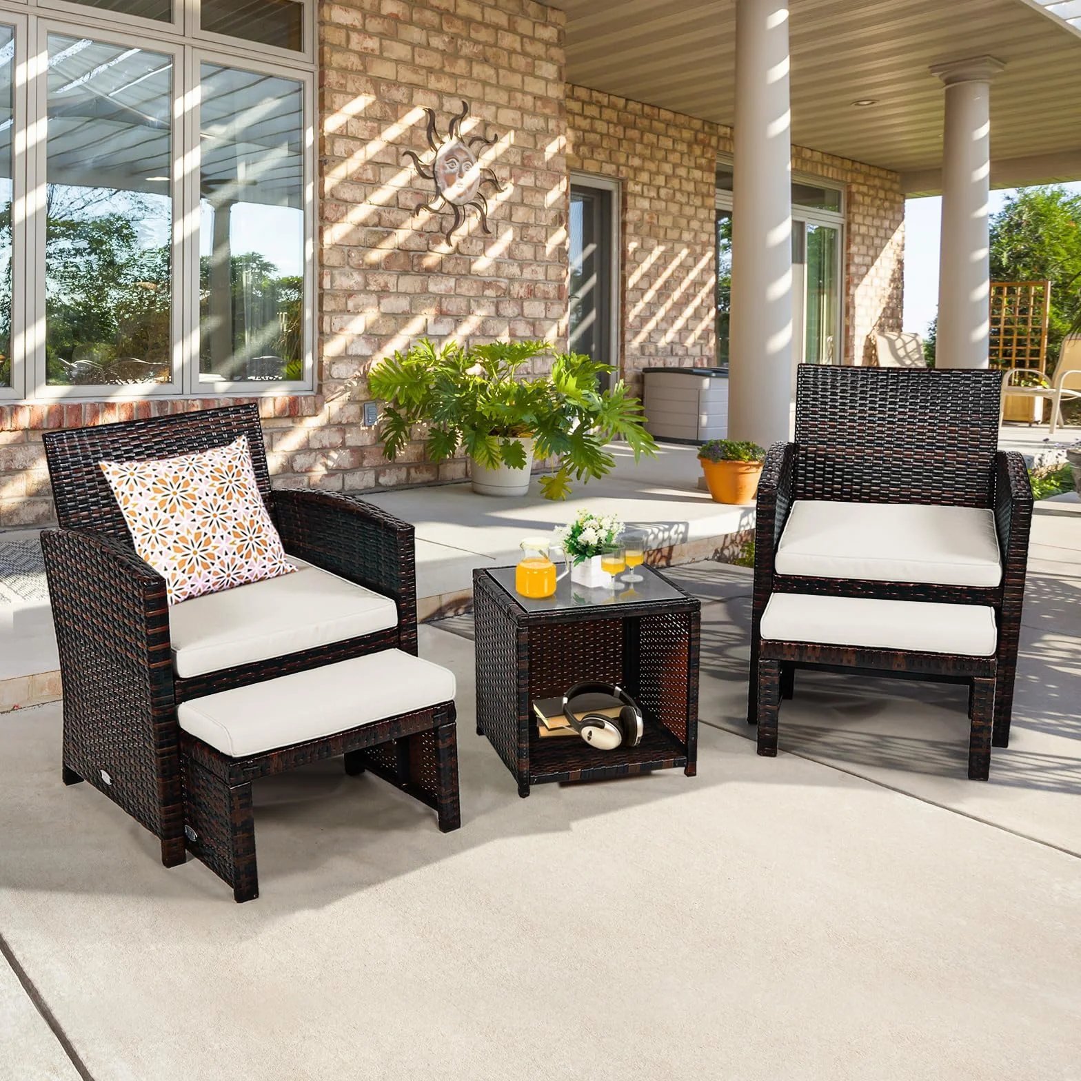 GIANTEX Salotto da Giardino in Rattan, Set da 2 Poltrone e 2 Poggiapiedi e 1 Tavolino da Caffè, Carico Massimo per Sedia 160 kg, Carico del Tavolo 30 kg, 2 Colori (Bianco)