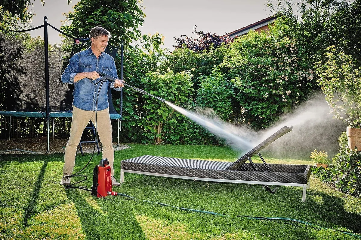 Einhell TC-HP 90 Idropulitrice (tensione 220-240 V, potenza 1200 W, pressione 90 bar, portata 372 L/h, incl. Filtro, pistola, tubo flessibile, lancia e ugello)