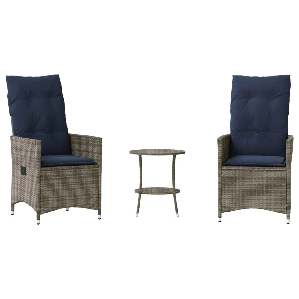 Set da Bistrot 3 pz in Rattan PE Grigio con Sedie Reclinabili | Arredo pieghevole e reclinabile con tavolino coordinato, ideale per momenti di relax in giardino, balcone e terrazzo.
